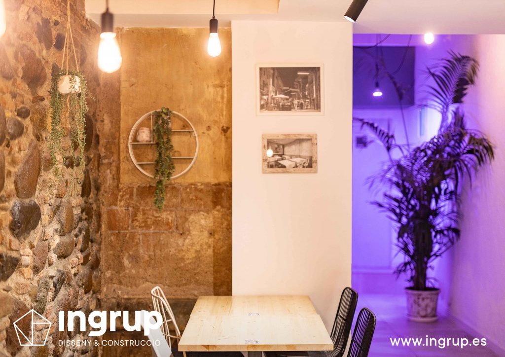 0013 la magrana restaurante cuina meditarrania ingrup estudi diseno construccion granollers barcelona obra reforma interiorismo detalles decoracion local iluminacion mesas