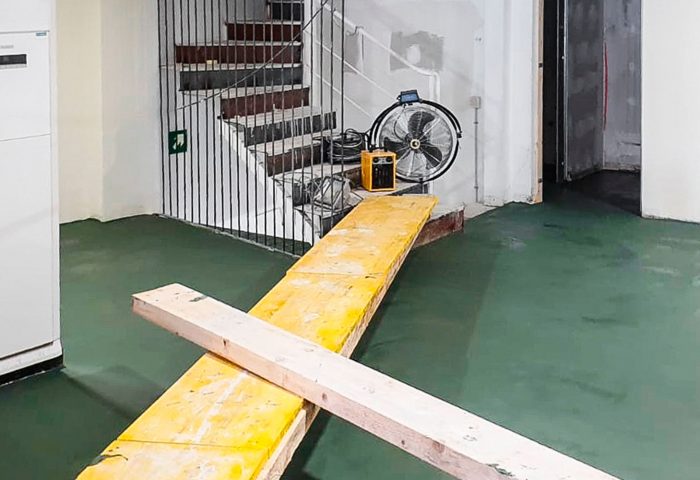 01 slider ingrup estudi obra y construccion diseno reforma granollers barcelona secado microcemento una vez aplicado en restaurante