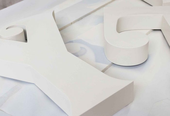 05 slider pintura barnizado fachadas pladur decorativa industrial ingrup estudi granollers diseno construccion retail