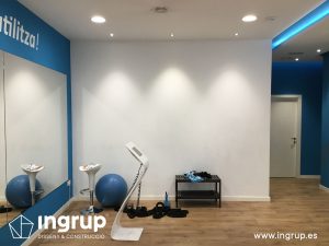 09 estado original sala entrenamiento local comercial gimnasio ingrup estudi diseno construcion granollers barcelona vinilo mural antiguo