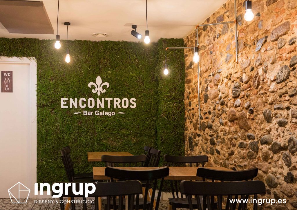 13 ingrup estudi obra y construccion diseno reforma granollers barcelona gastrobar encontros detalle iluminacion personalizada y a medida letras corporeas pvc logotipo