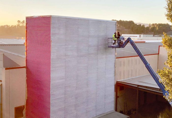 21 rotulacion slider ingrup estudi diseno construccion retail granollers barcelona corporeas vinilos led retroiluminacion cajon luminoso madera pvc metacrilato rotulos