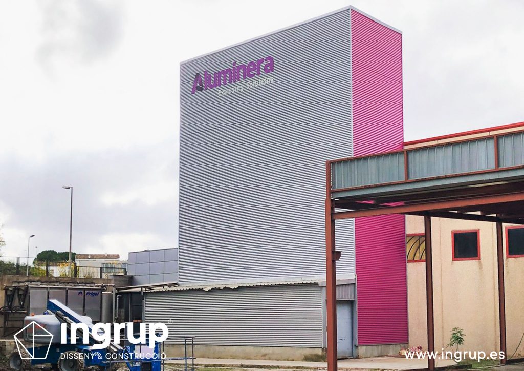00 intro rotulacion integral fachada pintura industrial letras corporeas vinilo ingrup estudi granollers barcelona diseno construccion retail