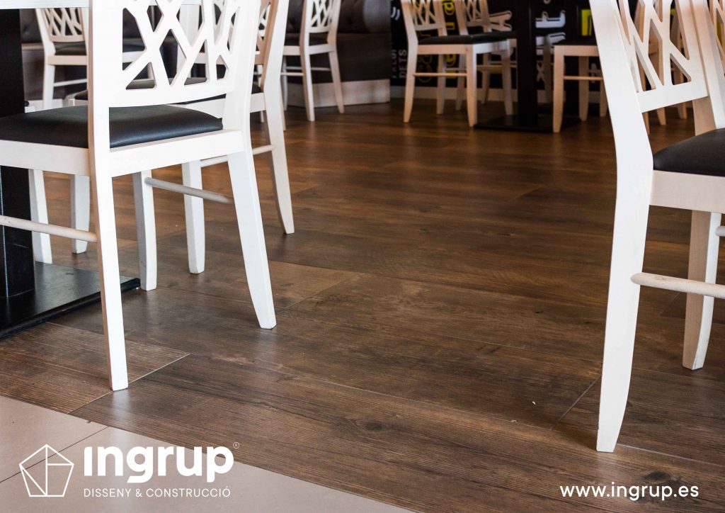 02 nuevo comedor restaurante ohtapa ingrup estudi diseno construccion obra reforma detalle colocacion pavimento gres ceramico decoracion iluminacion