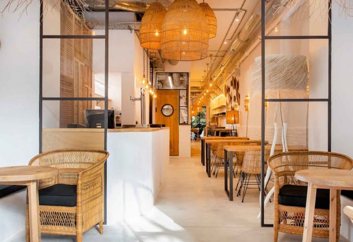 03 slider obra refroma diseno maro azul entrada ingrup estudi granollers