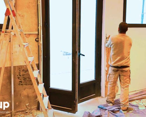 05 derribo muro terraza operario ingrup estudi cons