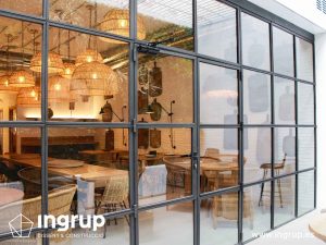 06 despues terraza cristalera ingrup estudi diseno construccion retail obra reforma granollers barcelona