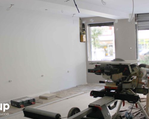 07 alisado paredes pladur pladur trasdosados tabiques hidrofugos ingrup estudi diseno construccion retail granollers barcelona