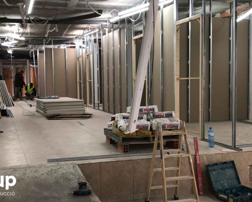 07 distribucion nueva pladur estructura rampa desagues ingrup estudi estudio diseno construccion retail rotulacion granollers barcelona interiorismo