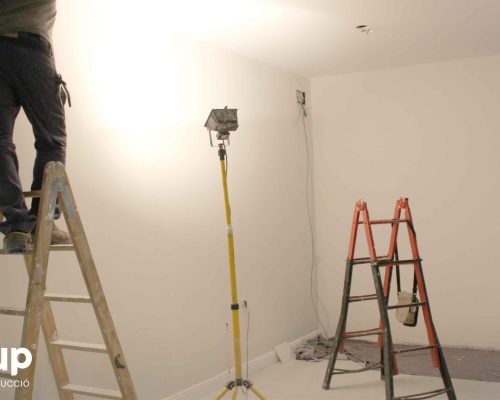 08 instalacion electrica nueva operario iluminacion pladur trasdosados pintura ingrup estudi diseno construccion retail granollers barcelona