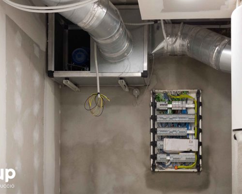 10 instalaciones agua luz termo extraccion humos barjj ingrup estudi diseno construccion retail granollers barcelona