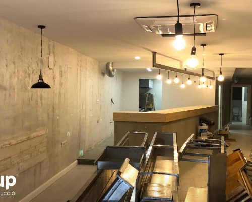 12 detalles finales decoracion acabados pintura decorativa iluminacion barra led ingrup estudi diseno construccion retail granollers barcelona