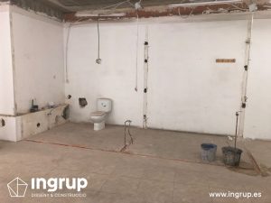 13 antes derribo tabiques limpieza desagues ingrup estudi diseno construccion retail rotulacion interiorismo granollers barcelona