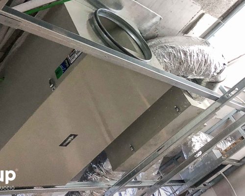 15 instalación climatización a medida local comercial dermoestetica belleza ingrup estudi estudio diseno construccion retail rotulacion granollers barcelona interiorismo