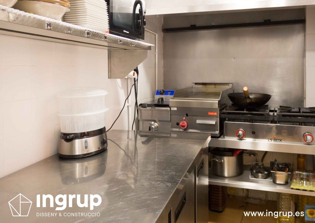 024 nueva cocina reforma pintura alicatado ingrup estudio retail diseno construccion granollers barcelona