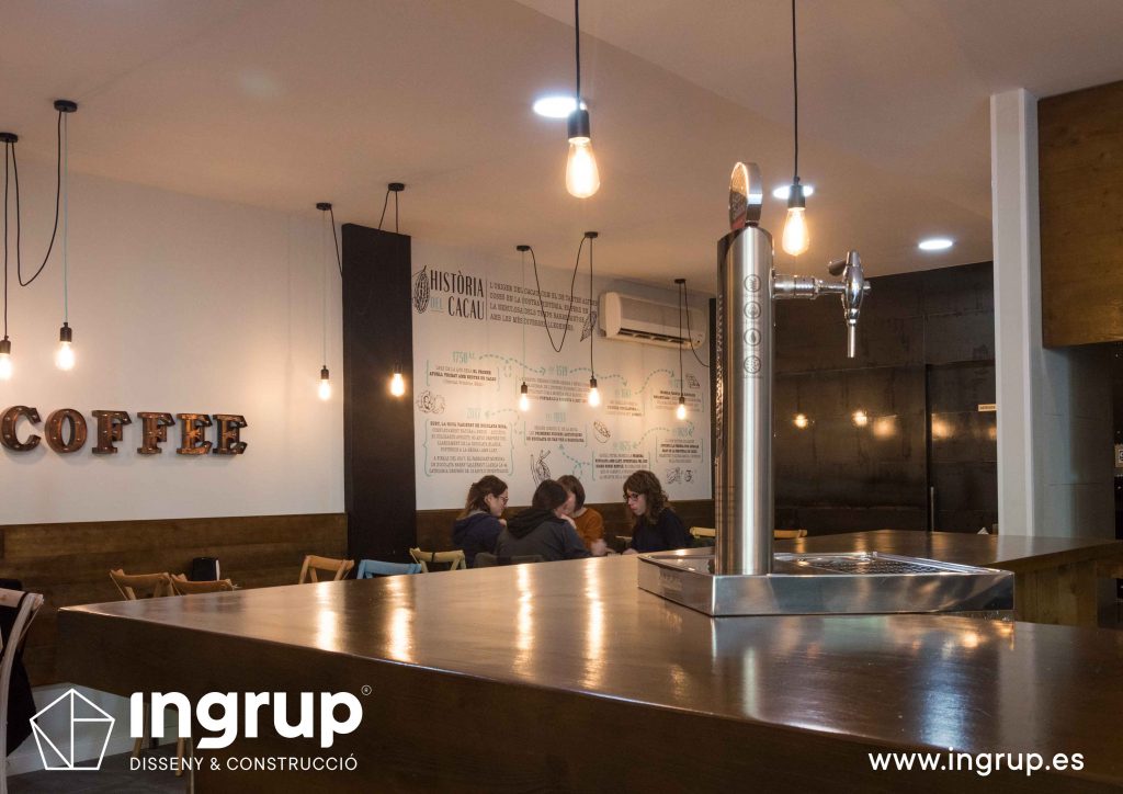 014 detalle sobre barra comedor secundario ingrup estudi diseno construccion retail granollers barcelona