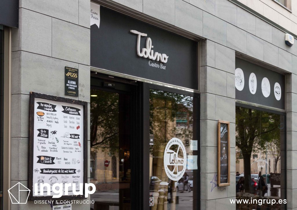 02 restyling reforma interiorismo restaurante gastrobar tolino local comercial detalle letras corporeas rotulo 20mm pvc ingrup estudio diseno construccion retail granollers barcelona