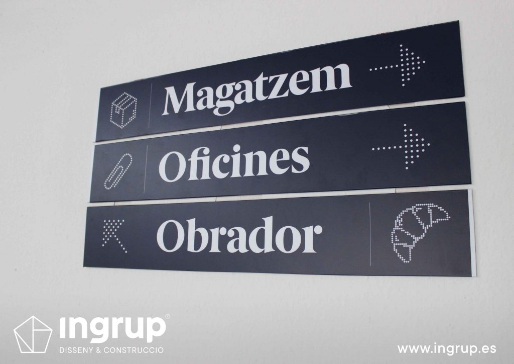 08 señaletica interior nave industrial fabricacion produccion instalacion vinilo ingrup estudio diseno construccion retail granollers barcelona