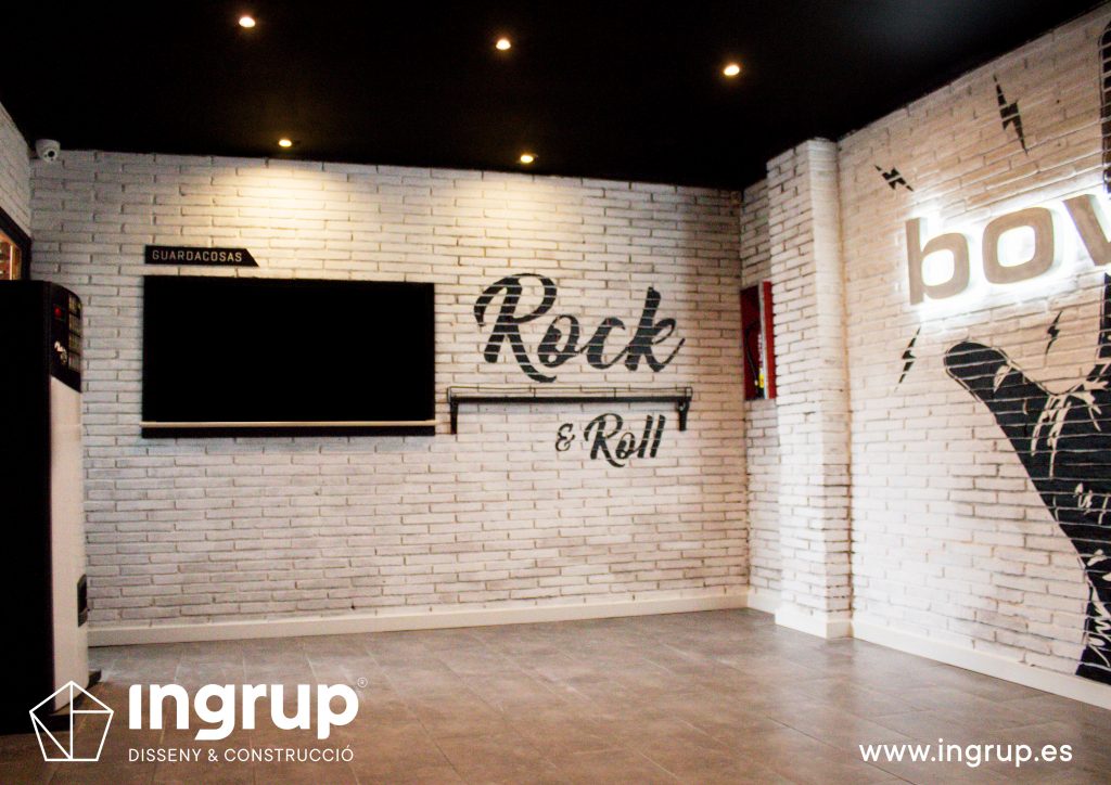 06 interiorismo comercial rotulacion boveda barcelona iluminacion vinilo gramollers reforma ingrup estudi diseno construccion retail granollers barcelona