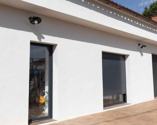 fachada ingrup reformas en granollers de casa 01